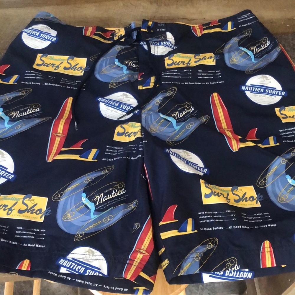 Nautica Swim Trunks w/ Mesh Lining & Velcro/Tie Closure.  EUC